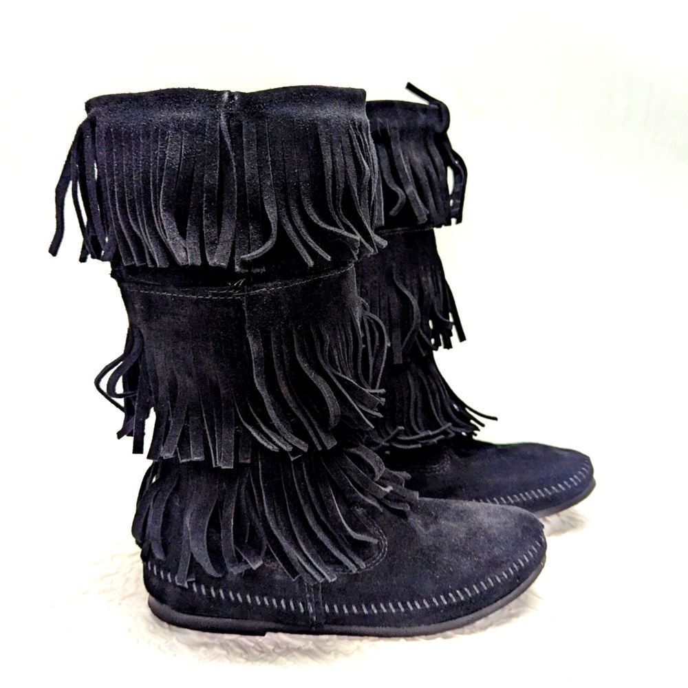 MINNETONKA | 3 Layer Suede Fringe Boots sz 9